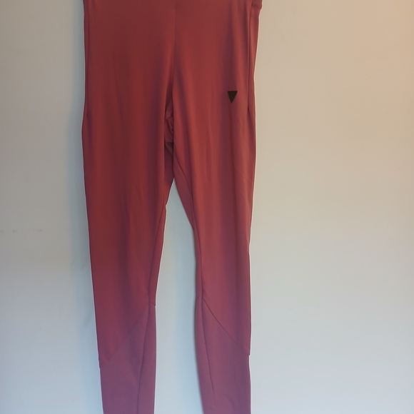 Guess Set Top/ Pants - Picture 7 of 11